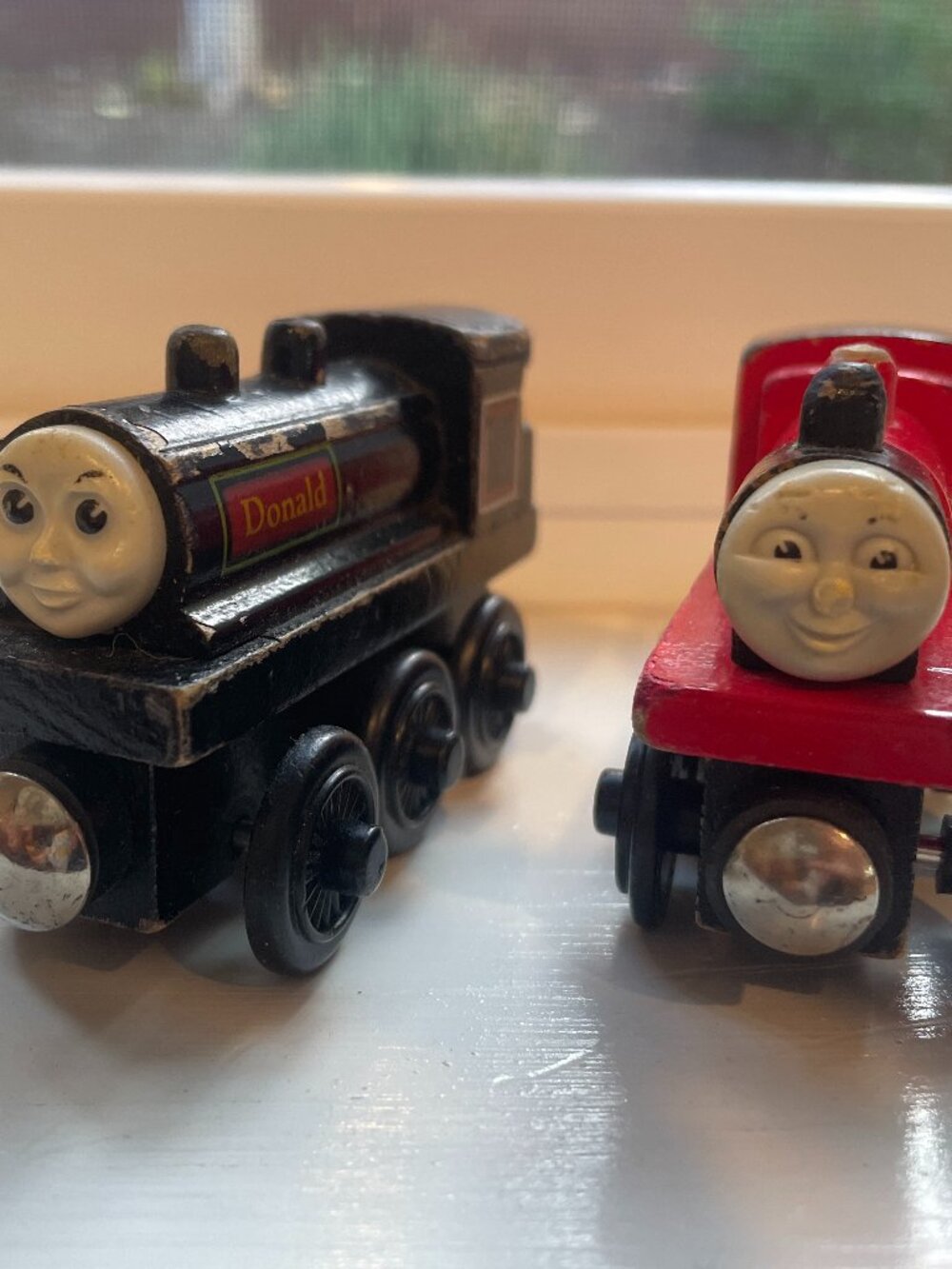 LOT of SIX hard-to-find Thomas Wooden Trains